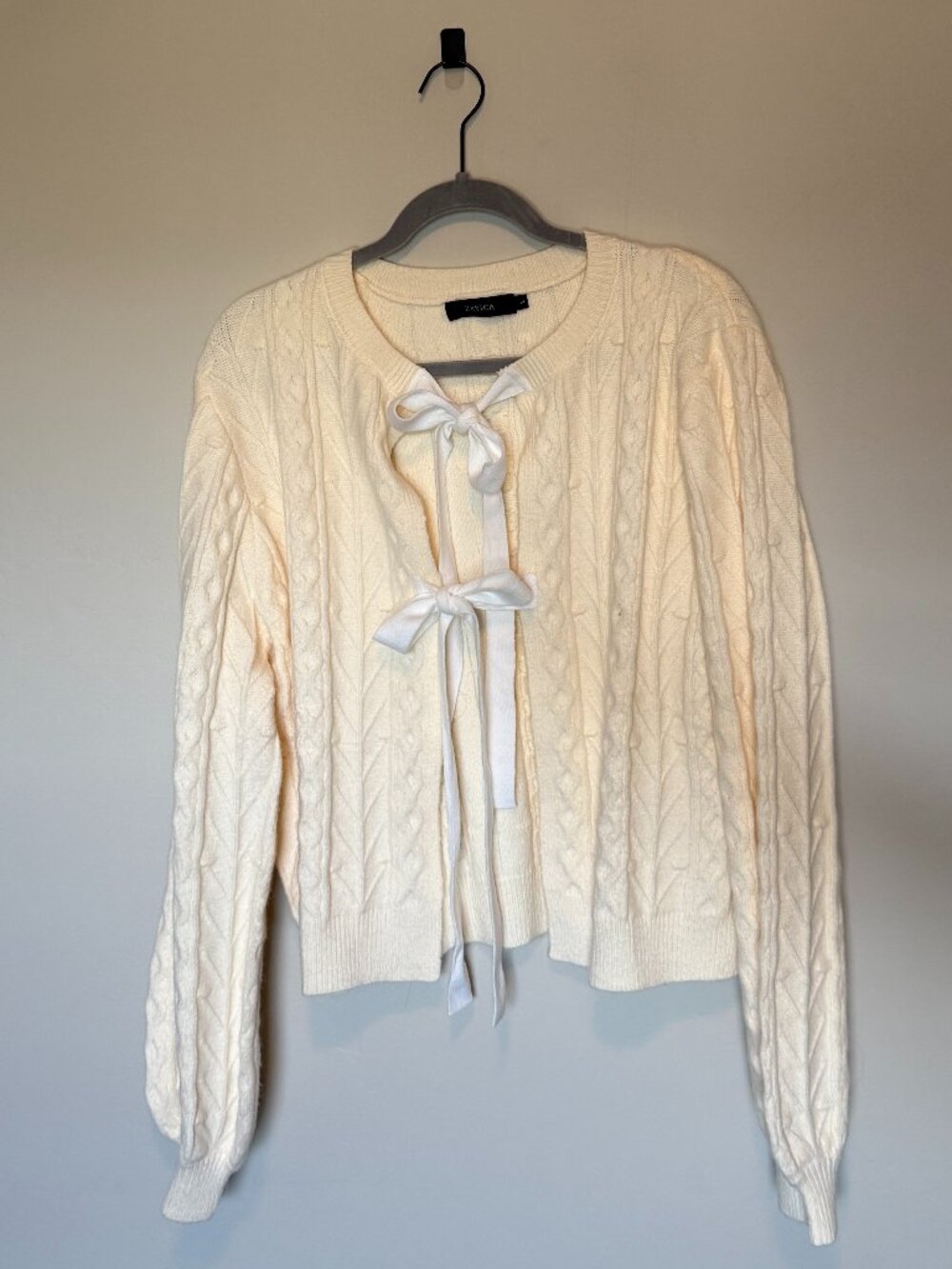 Zesica Cream Cable Knit Sweater Size L Tie Front Bow Long Sleeve Soft Cozy